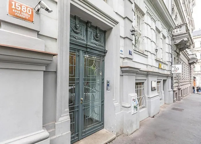 Apartment Entire Unit Next To Wenceslas Square