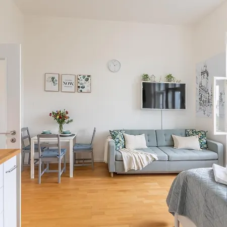 Entire Unit Next To Wenceslas Square Apartment